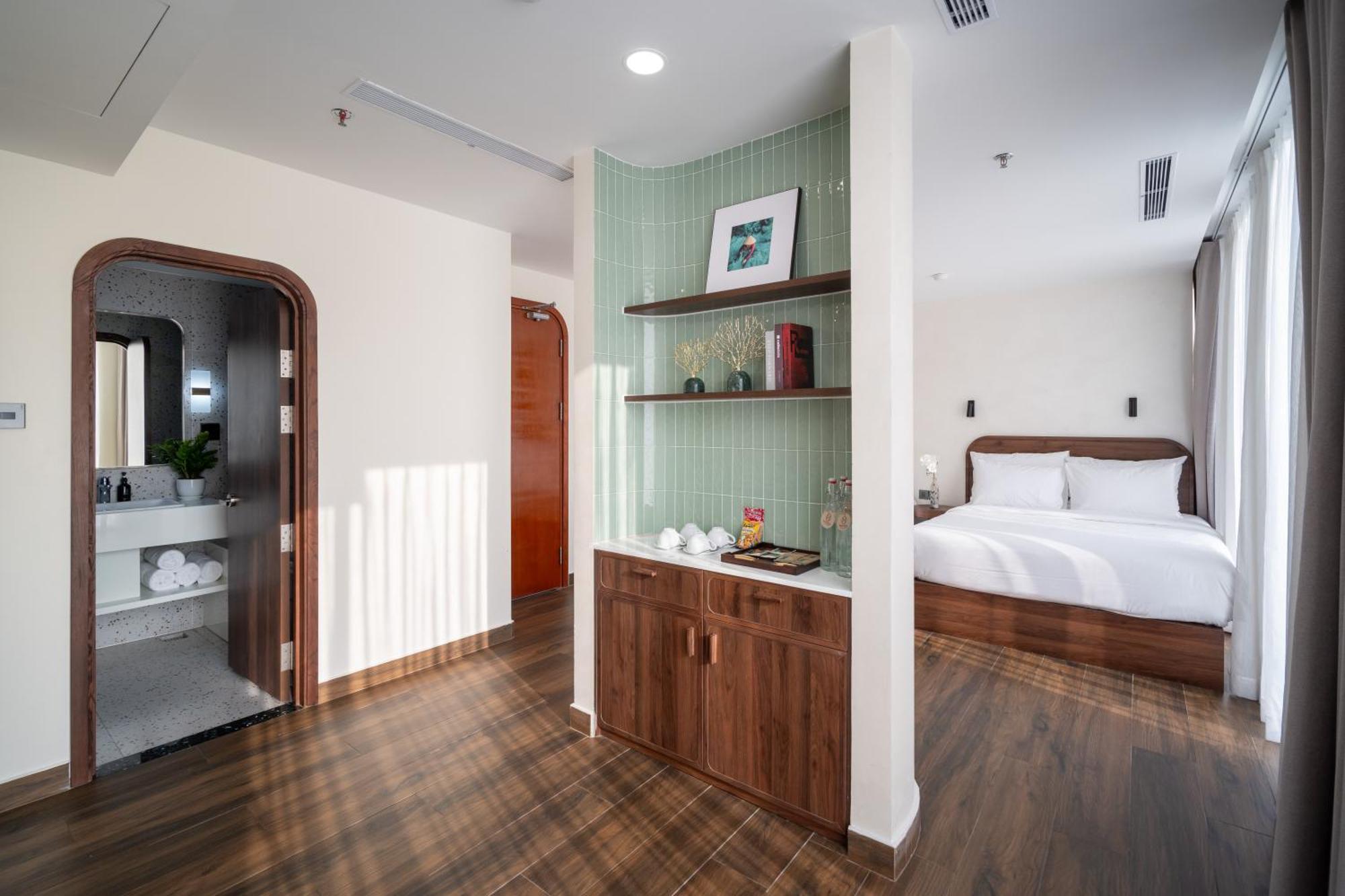 Hato Saigon Boutique Hotel & Rooftop Хошимин Экстерьер фото