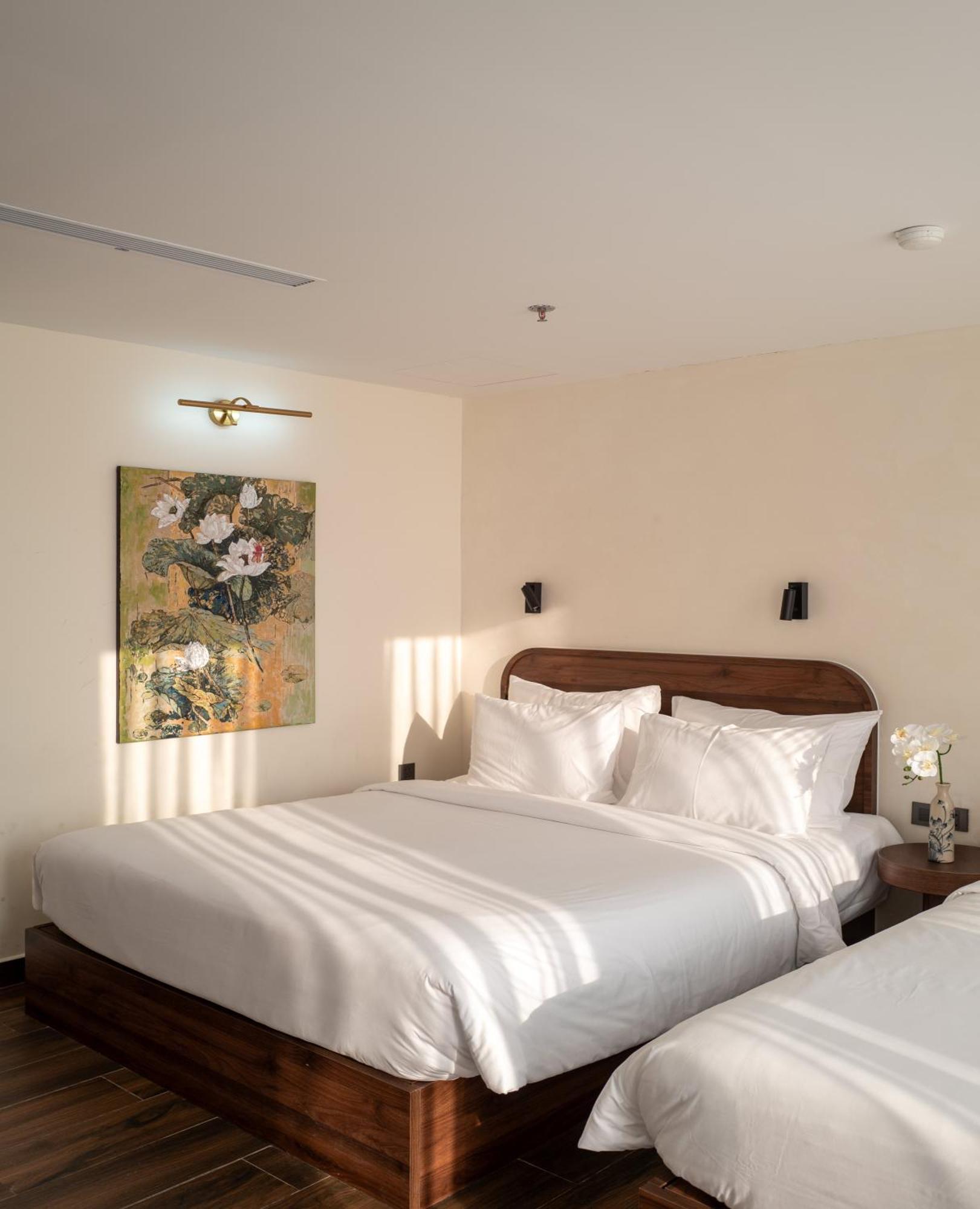 Hato Saigon Boutique Hotel & Rooftop Хошимин Экстерьер фото