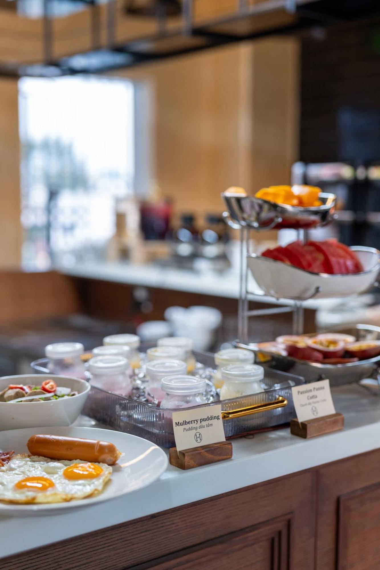 Hato Saigon Boutique Hotel & Rooftop Хошимин Экстерьер фото