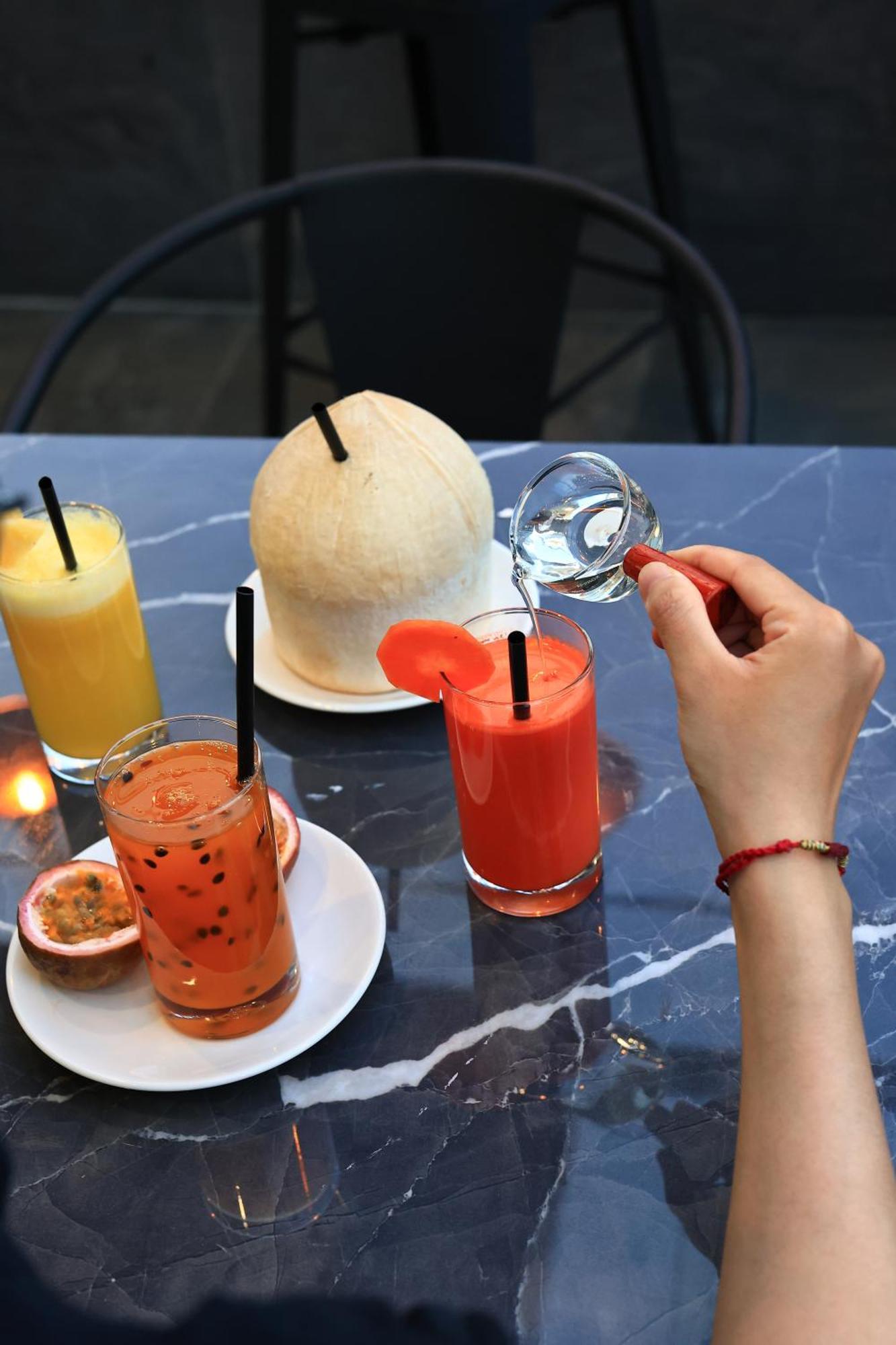 Hato Saigon Boutique Hotel & Rooftop Хошимин Экстерьер фото