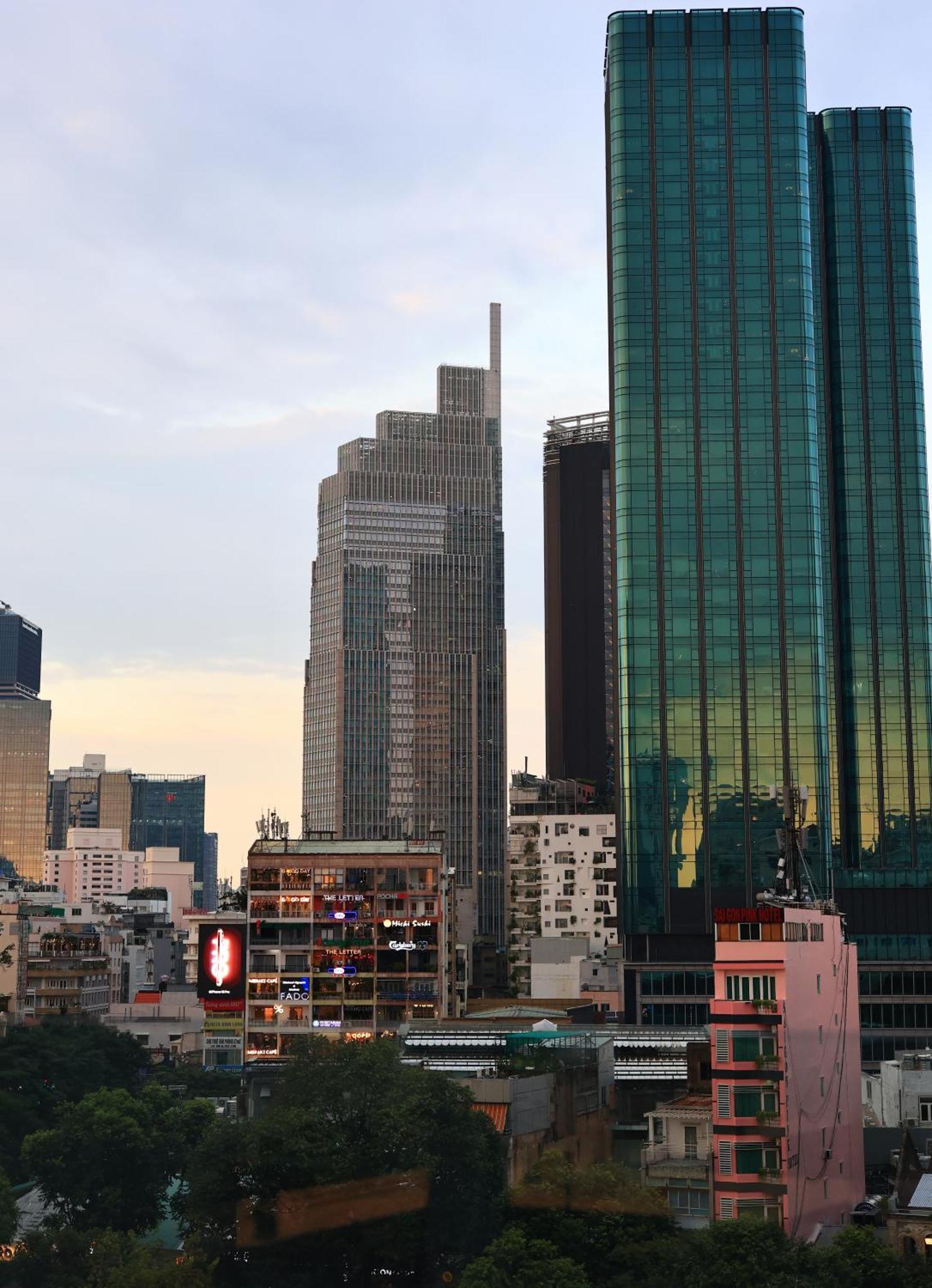 Hato Saigon Boutique Hotel & Rooftop Хошимин Экстерьер фото
