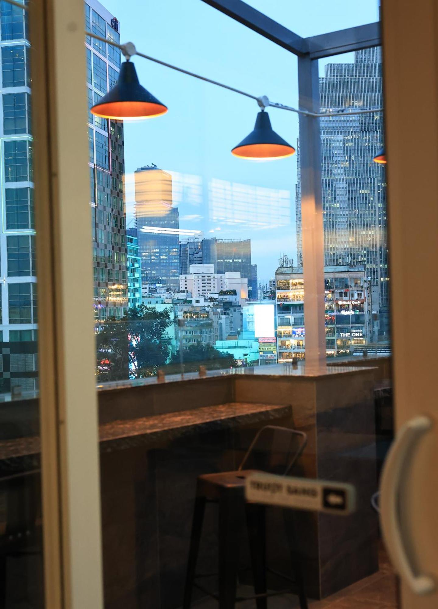 Hato Saigon Boutique Hotel & Rooftop Хошимин Экстерьер фото